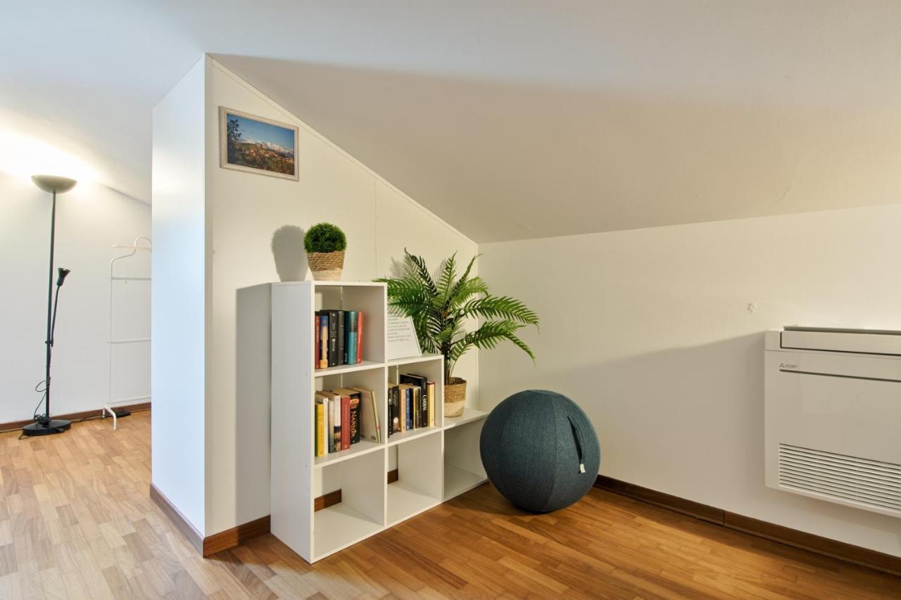5 Miglia Apartment La Mansarda A Collegno Exterior photo